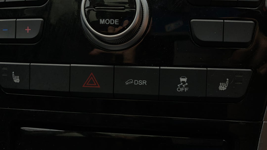 2021 Haval H2 Lux 2WD, Automatic, 67707 km, Utility Switches/Buttons