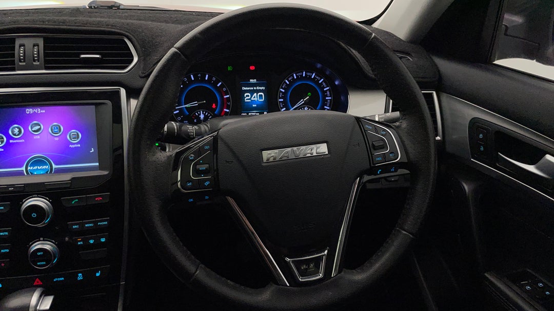 2021 Haval H2 Lux 2WD, Automatic, 67707 km, Steering Wheel Close-up