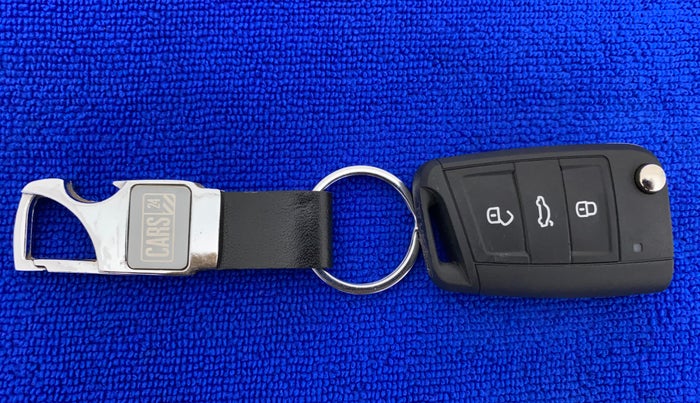 2022 Volkswagen TAIGUN GT PLUS 1.5 TSI DSG, Petrol, Automatic, 1,728 km, Key Close Up