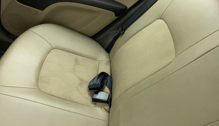 2012 Hyundai i10 MAGNA 1.2, Petrol, Manual, 30,730 km, Second-row right seat - Cover slightly stained