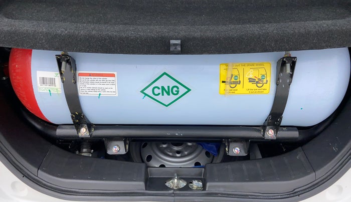 2018 Maruti Wagon R 1.0 LXI CNG, CNG, Manual, 1,498 km, Boot Inside View