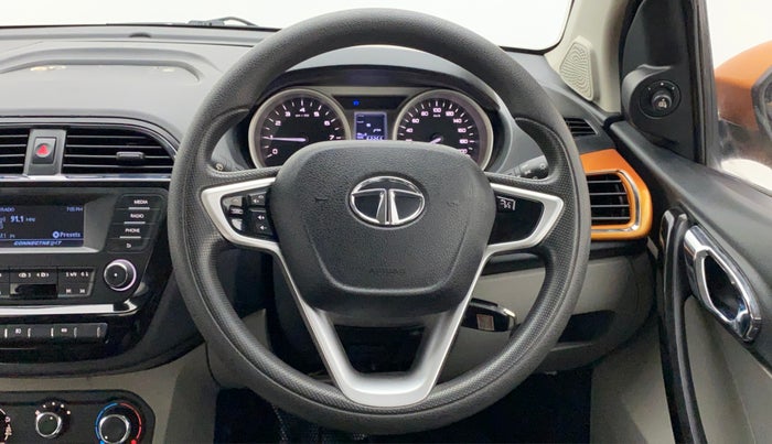 2017 Tata Tiago XZ 1.2 REVOTRON, Petrol, Manual, 52,687 km, Steering Wheel Close Up