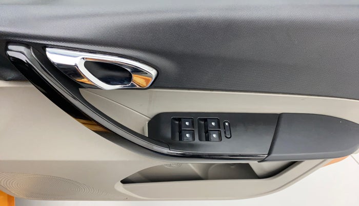 2017 Tata Tiago XZ 1.2 REVOTRON, Petrol, Manual, 52,687 km, Driver Side Door Panels Control