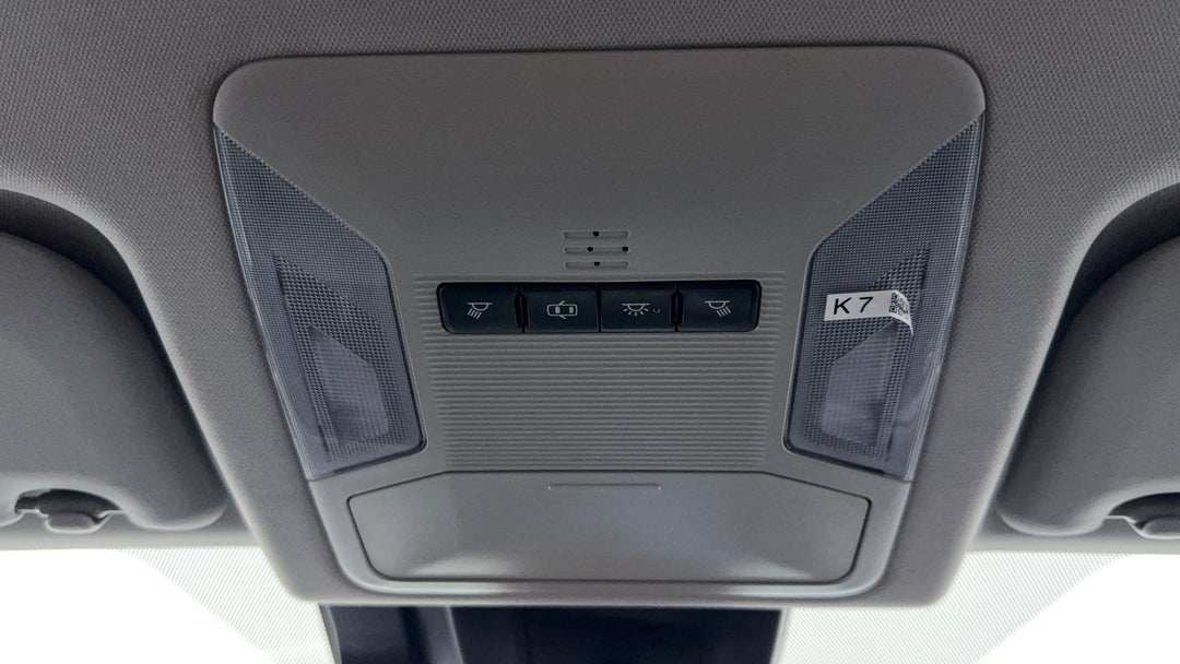 On-Roof Controls/Sunglass holder