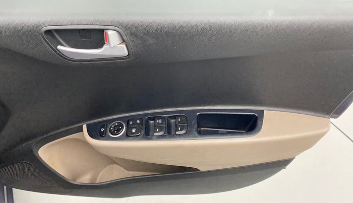 2017 Hyundai Grand i10 Sportz(O) 1.2 MT, Petrol, Manual, 59,797 km, Driver Side Door Panels Control