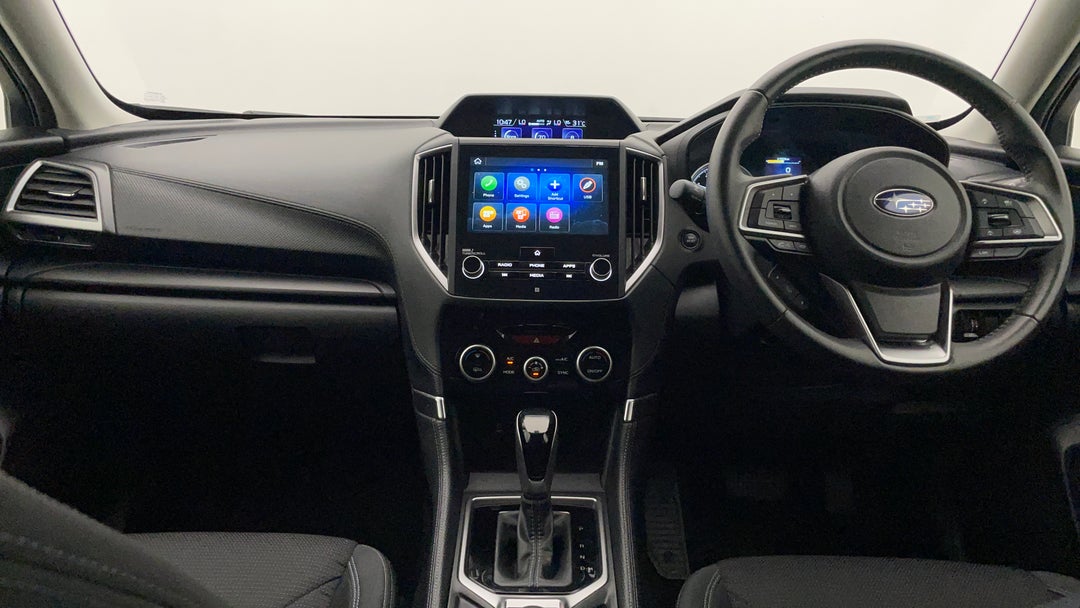 2024 Subaru Forester 2.5i (awd), Automatic, 17467 km, Dashboard View