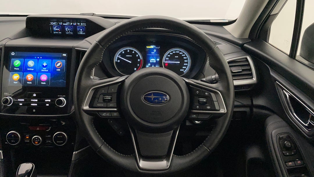 2024 Subaru Forester 2.5i (awd), Automatic, 17467 km, Steering Wheel Close-up