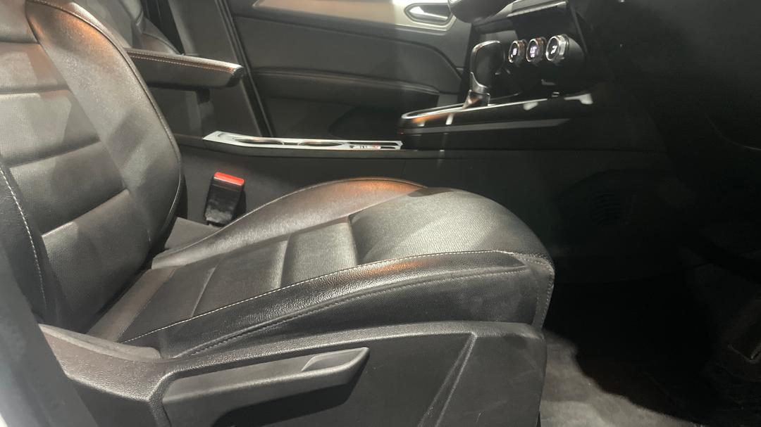 2023 Renault Arkana Zen, Automatic, 52815 km, Drivers Side Adjustment Panel