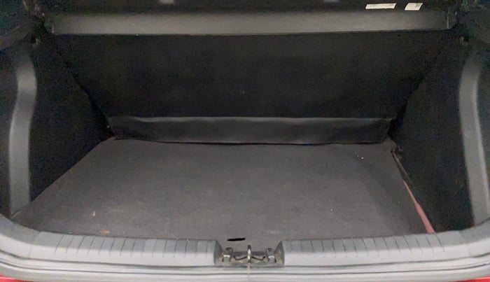 2019 Hyundai Elite i20 ASTA (O) CVT, Petrol, Automatic, 56,646 km, Boot Inside