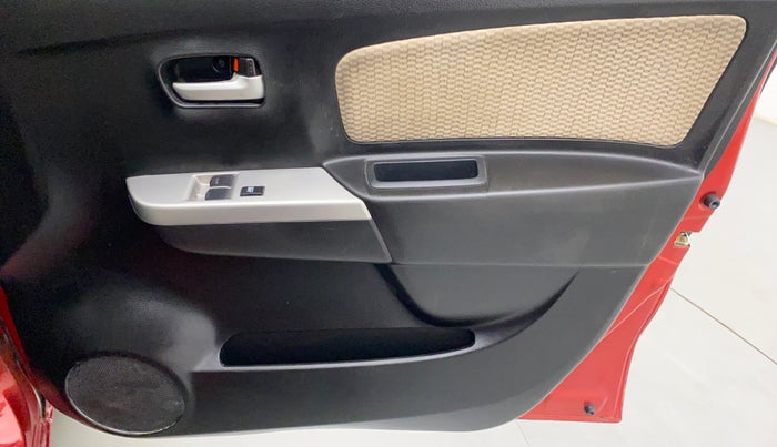 2018 Maruti Wagon R 1.0 LXI CNG, CNG, Manual, 40,437 km, Driver Side Door Panels Control