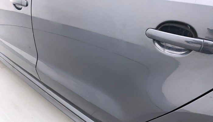 2019 Volkswagen Polo COMFORTLINE 1.0L MPI, Petrol, Manual, 47,385 km, Rear left door - Slightly dented