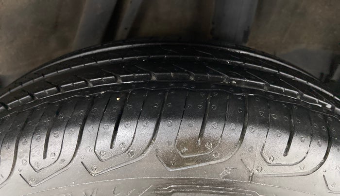2017 Honda City SV MT PETROL, Petrol, Manual, 16,757 km, Left Rear Tyre Tread