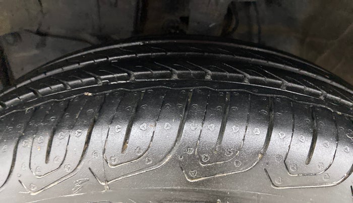 2017 Honda City SV MT PETROL, Petrol, Manual, 16,757 km, Left Front Tyre Tread