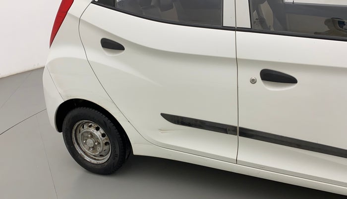 2014 Hyundai Eon D-LITE+, Petrol, Manual, 74,865 km, Right rear door - Minor scratches