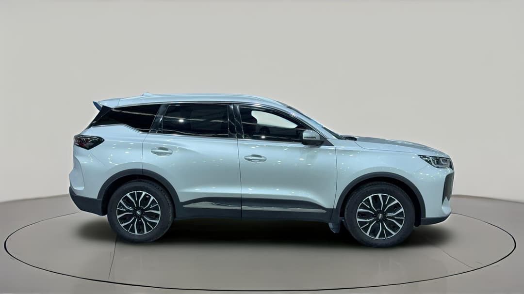 2025 Chery Tiggo 7 Ultimate, Automatic, 17910 km, Right Side View