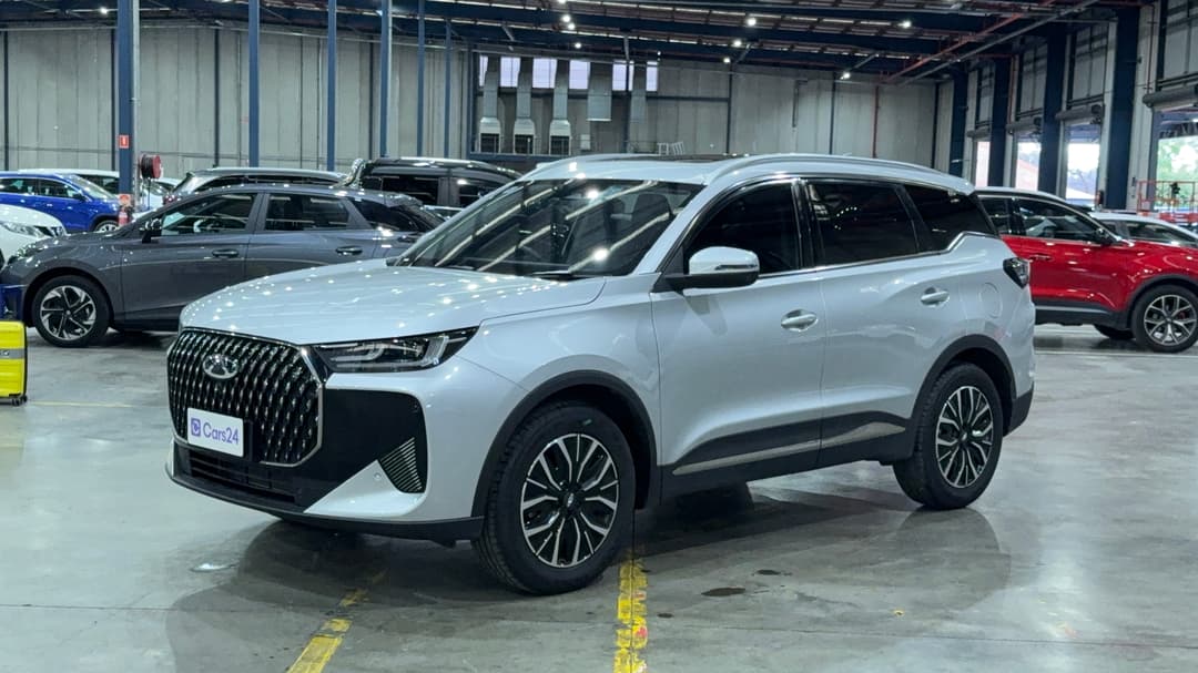 2025 Chery Tiggo 7 Ultimate, Automatic, 17910 km, Left Front Diagonal (45- Degree) View