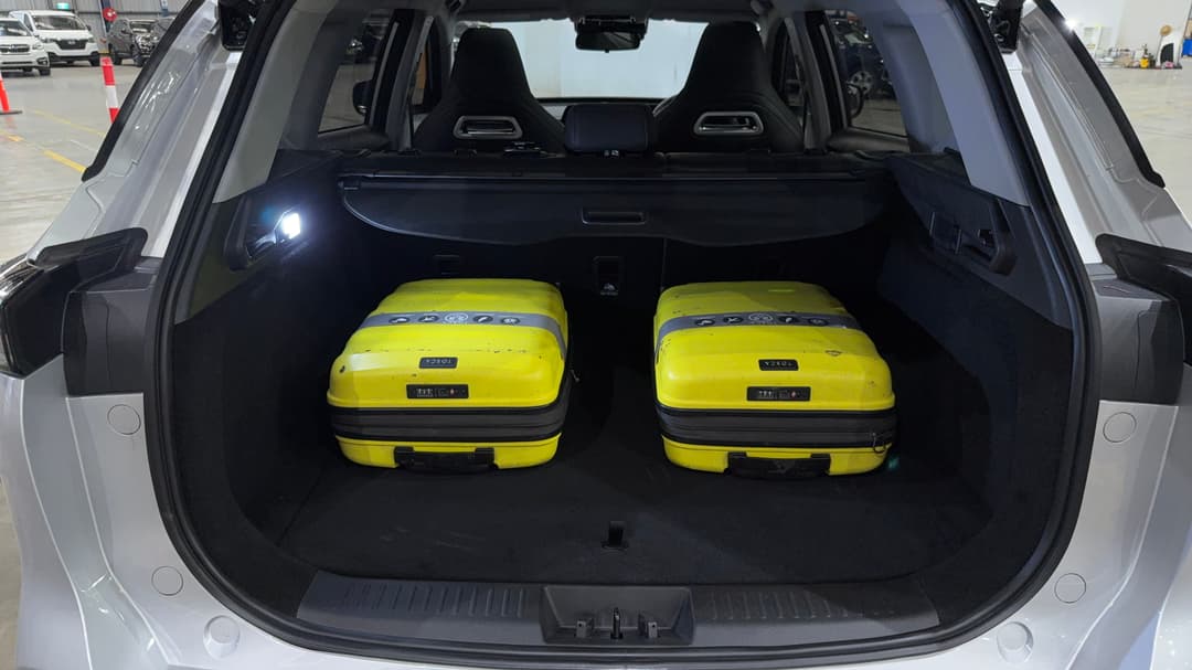 2025 Chery Tiggo 7 Ultimate, Automatic, 17910 km, Boot Inside View with Luggage