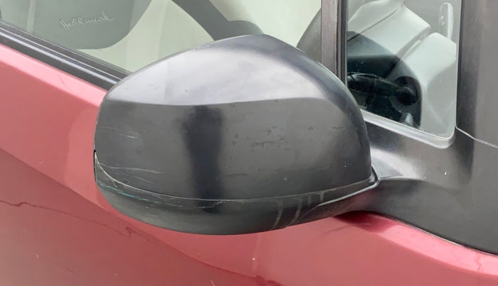 2010 Maruti Ritz LXI, Petrol, Manual, 52,358 km, Right rear-view mirror - Cover has minor damage