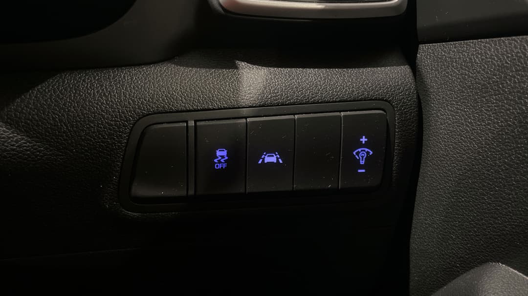 2020 Hyundai Tucson Active (2WD), Automatic, 62297 km, Utility Switches/Buttons