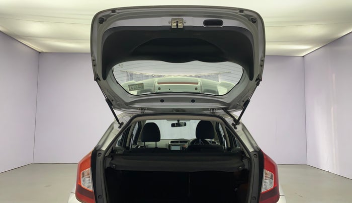 2016 Honda Jazz 1.2L I-VTEC VX, Petrol, Manual, 63,423 km, Boot Door Open