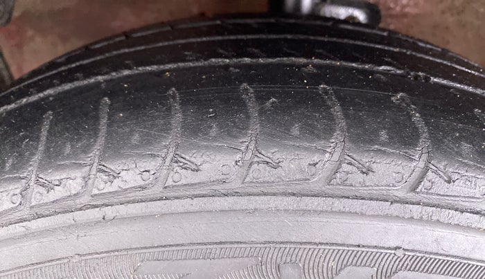 2018 Maruti Celerio ZXI OPT, Petrol, Manual, 43,271 km, Left Front Tyre Tread