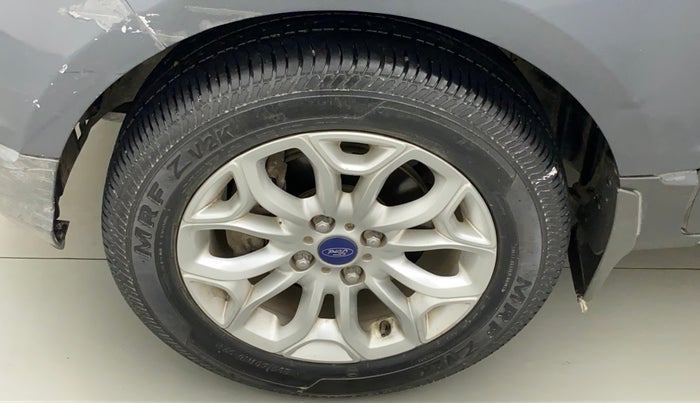 2014 Ford Ecosport TITANIUM 1.5L PETROL, Petrol, Manual, 35,426 km, Left front tyre - Minor crack