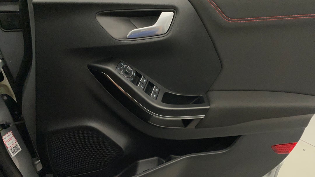 2023 Ford Puma St-line, Automatic, 26990 km, Speaker View