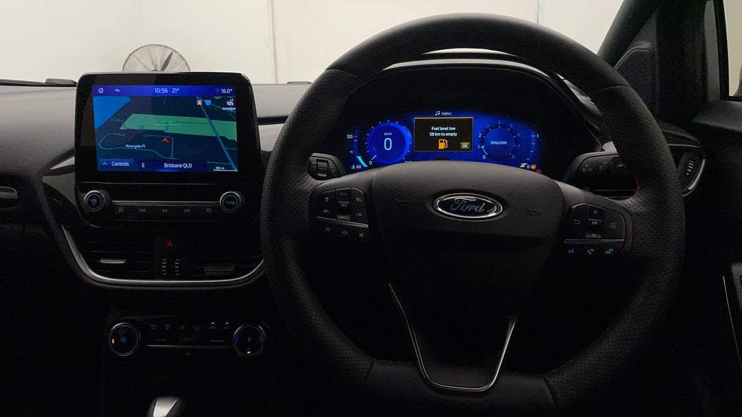 2023 Ford Puma St-line, Automatic, 26990 km, Steering Wheel Close-up