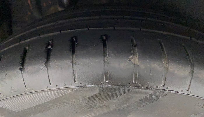 2017 Maruti IGNIS ZETA 1.2 AMT, Petrol, Automatic, 48,864 km, Right Rear Tyre Tread