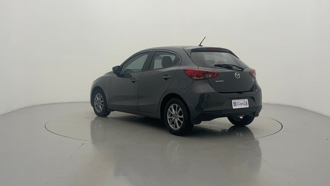 Left Back Diagonal (45- Degree) View