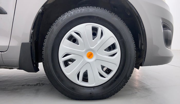 2012 Maruti Swift Dzire VDI BS IV, Diesel, Manual, 1,62,668 km, Right Front Tyre