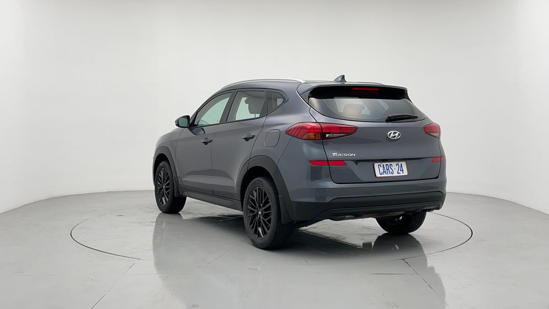 Left Back Diagonal (45- Degree) View