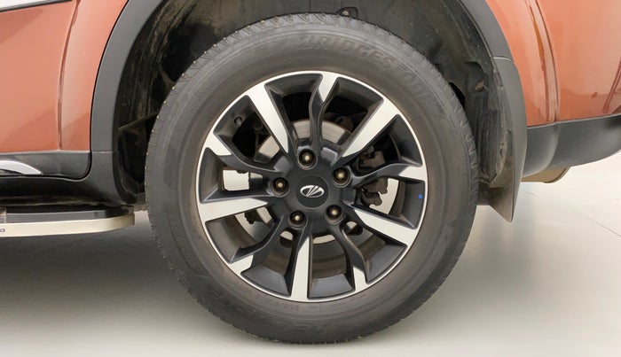 2019 Mahindra XUV500 W11 AT, Diesel, Automatic, 40,095 km, Left Rear Wheel