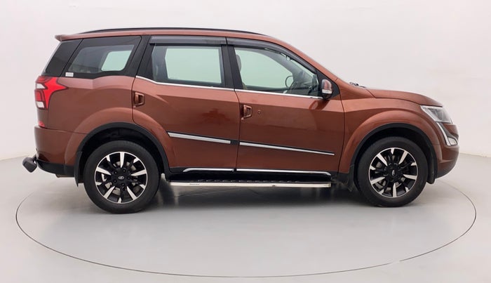 2019 Mahindra XUV500 W11 AT, Diesel, Automatic, 40,095 km, Right Side View
