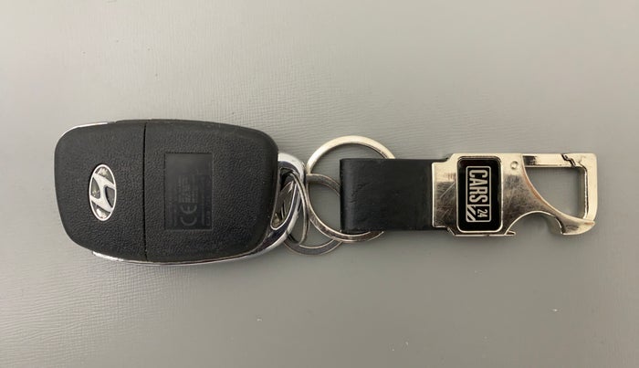 2019 Hyundai GRAND I10 NIOS SPORTZ 1.2 AT, Petrol, Automatic, 15,445 km, Key Close Up