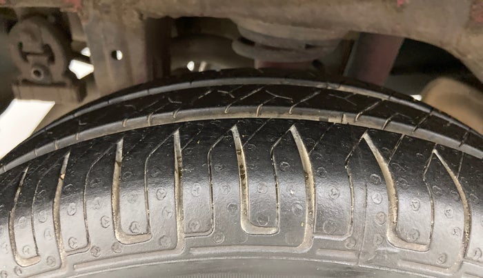 2018 Maruti Alto K10 VXI, Petrol, Manual, 44,277 km, Right Rear Tyre Tread