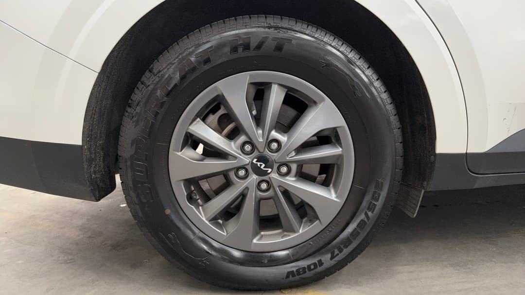 2023 Kia Carnival S, Automatic, 89917 km, Right Rear Wheel