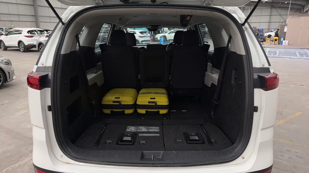 2023 Kia Carnival S, Automatic, 89917 km, Boot Inside View with Luggage
