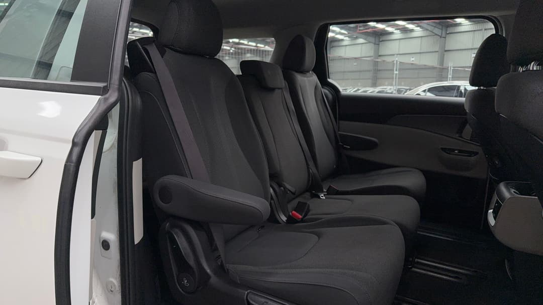 2023 Kia Carnival S, Automatic, 89917 km, Right Side Rear Door Cabin View