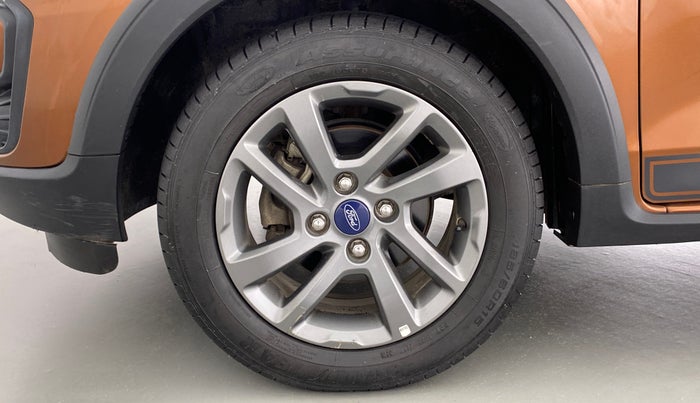 2018 Ford FREESTYLE TITANIUM + 1.2 TI-VCT, Petrol, Manual, 15,703 km, Left Front Wheel