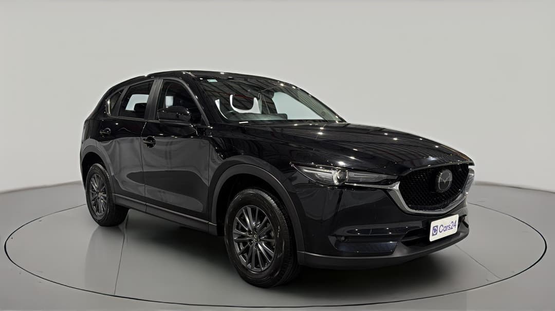 2020 Mazda CX-5 Maxx Sport (4x2), Automatic, 76569 km, Right Front Diagonal (45- Degree) View