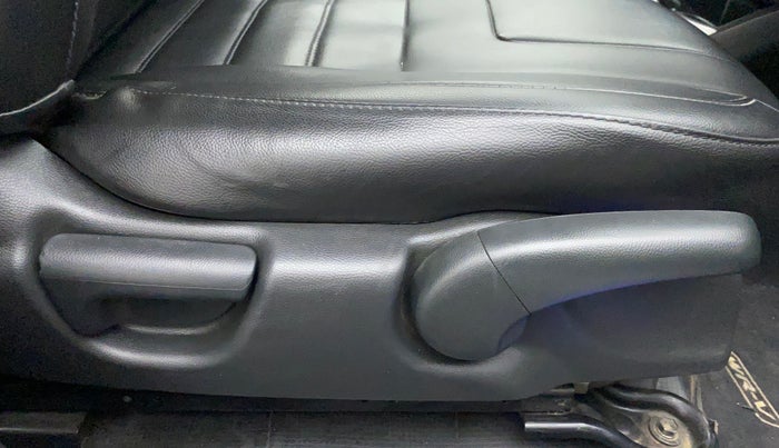 2019 Honda WR-V 1.2L I-VTEC S MT, Petrol, Manual, 45,557 km, Driver Side Adjustment Panel