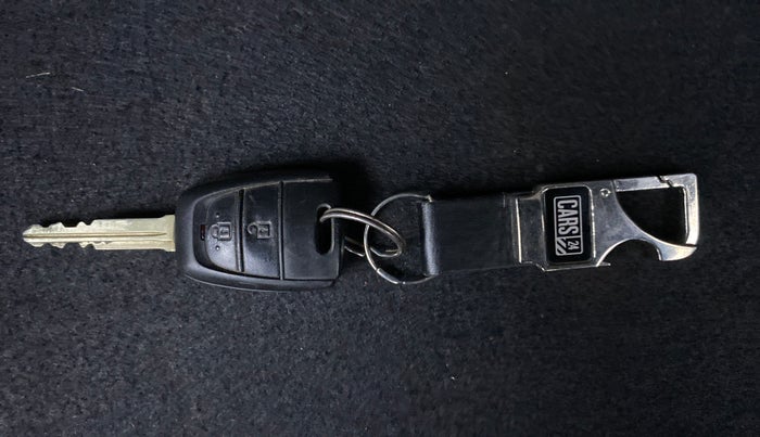 2018 Hyundai Grand i10 SPORTS 1.2 VTVT, Petrol, Manual, 16,266 km, Key Close Up