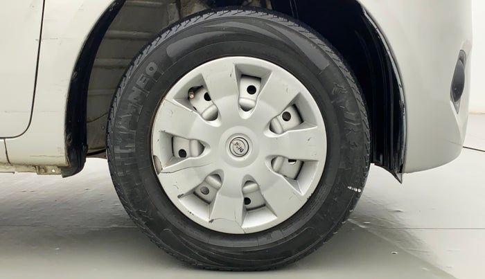 2020 Maruti New Wagon-R LXI CNG 1.0, CNG, Manual, 23,705 km, Right Front Wheel