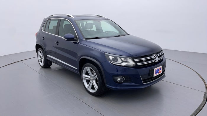 2016 VOLKSWAGEN TIGUAN-Right Front Diagonal (45- Degree) View