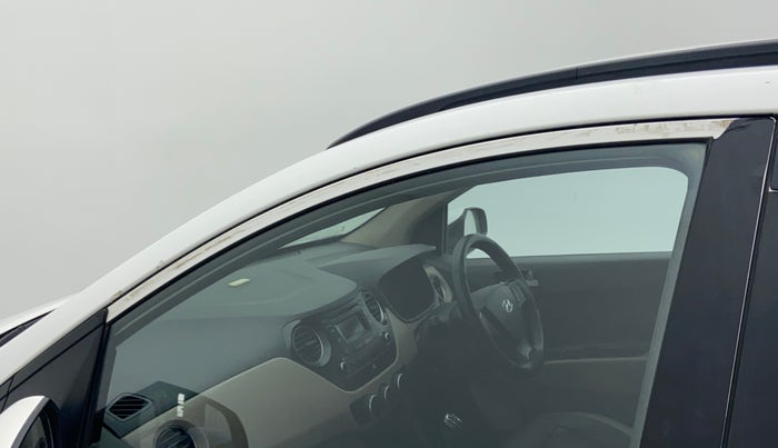 2014 Hyundai Grand i10 ASTA 1.1 CRDI, Diesel, Manual, 71,374 km, Front passenger door - Door visor damaged