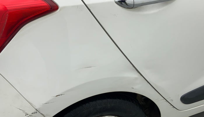 2014 Hyundai Grand i10 ASTA 1.1 CRDI, Diesel, Manual, 71,374 km, Right quarter panel - Slightly dented
