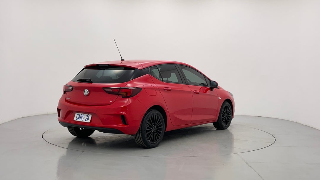 Right Back Diagonal (45- Degree) View