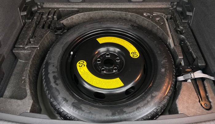 2019 Volkswagen TIGUAN COMFORTLINE TDI AT, Diesel, Automatic, 52,993 km, Spare Tyre