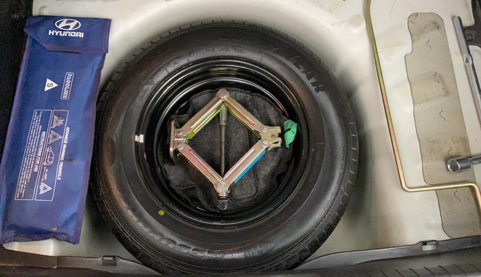 2016 Hyundai Elite i20 ASTA 1.2 (O), Petrol, Manual, 34,107 km, Spare Tyre